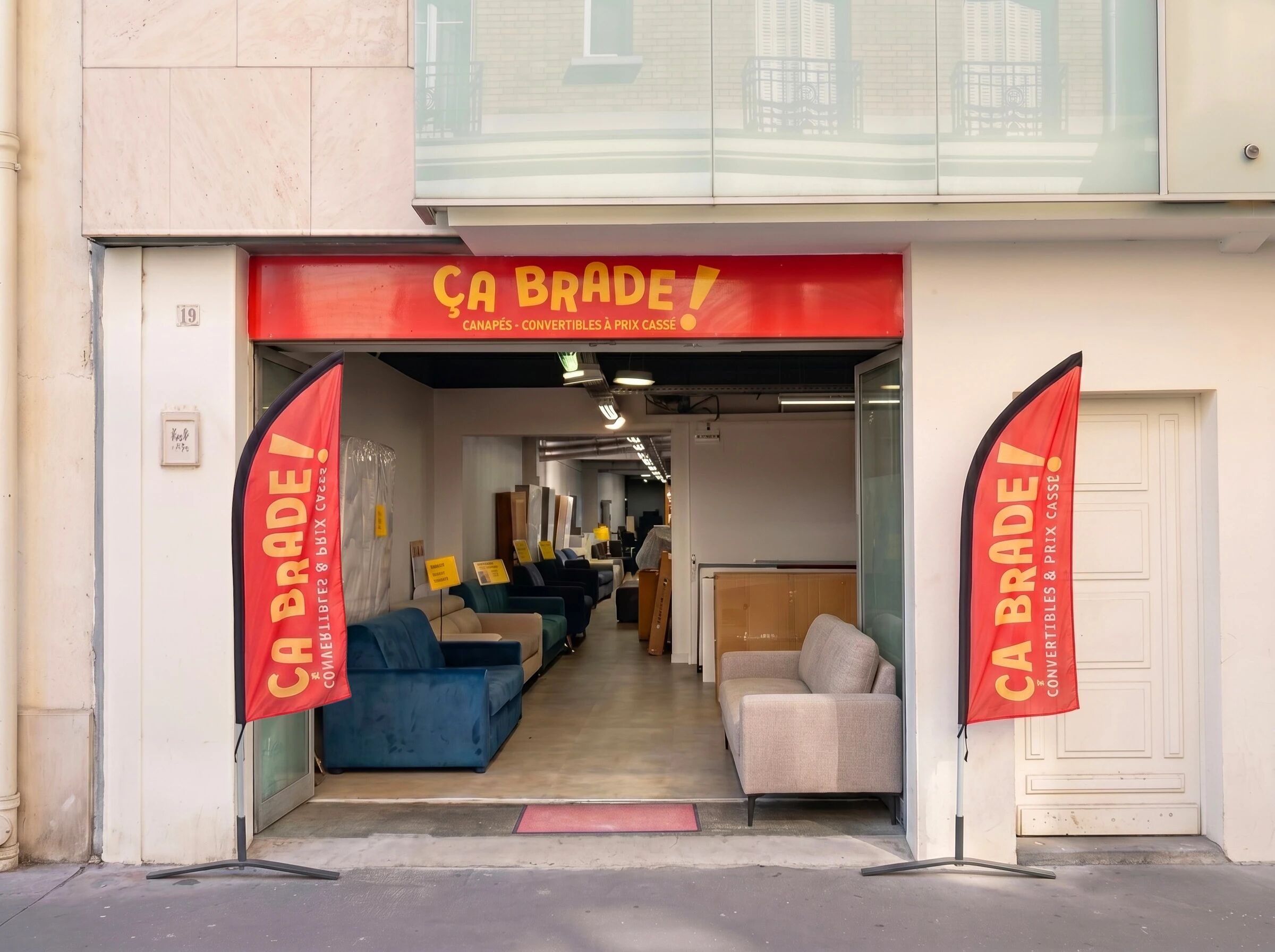 Showroom &eacute;pur&eacute; pour la boutique Beaugrenelle