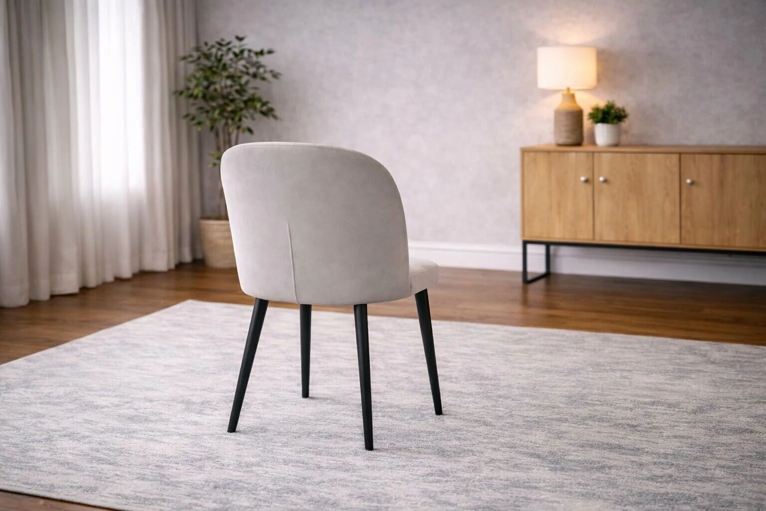 BARKA, Chaise de repas en velours ANKA (L50*P60*H93cm)