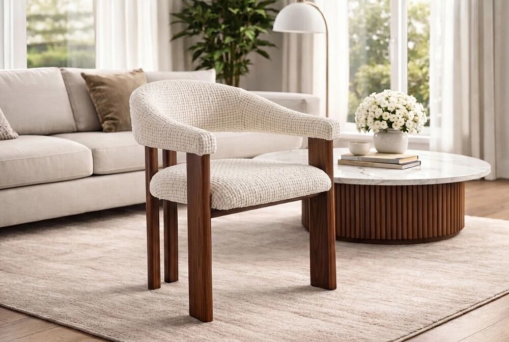 JAPA, chaise OTEFIELD-431 TAUPE + pieds marron (61*61*79cm). PRECOMMANDE, Arrive chez CA BRADE vers mi-septembre.